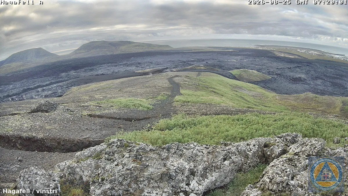 Hagafell (left)